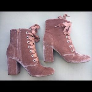 Kenneth Cole velvet boots